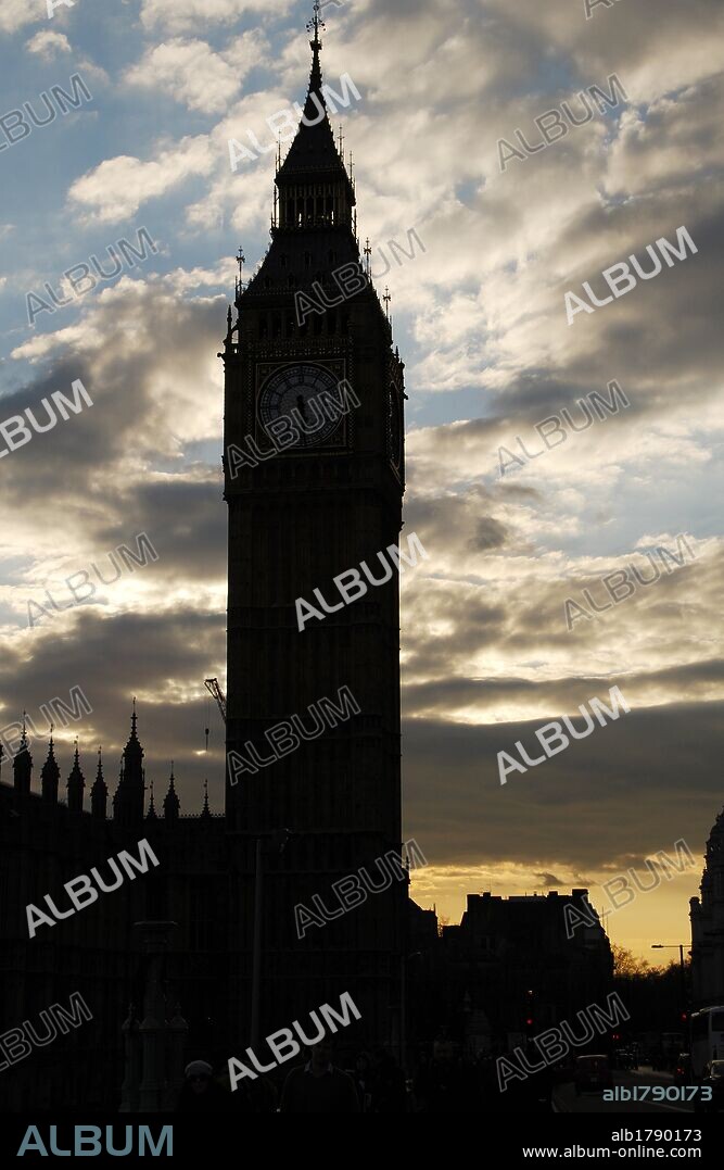 Silueta del BIG BEN. Londres. Inglaterra. Reino Unido.