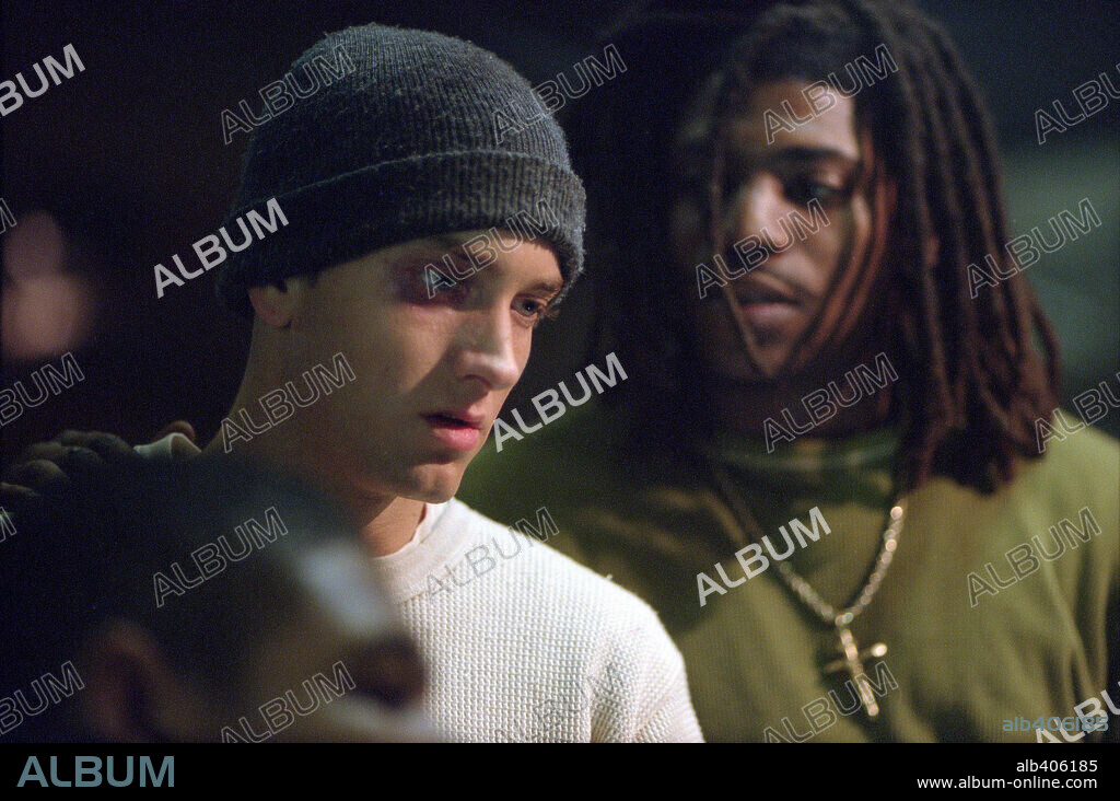 EMINEM and MEKHI PHIFER in 8 MILE, 2002, directed by CURTIS HANSON. Copyright UNIVERSAL STUDIOS / REED, ELI.