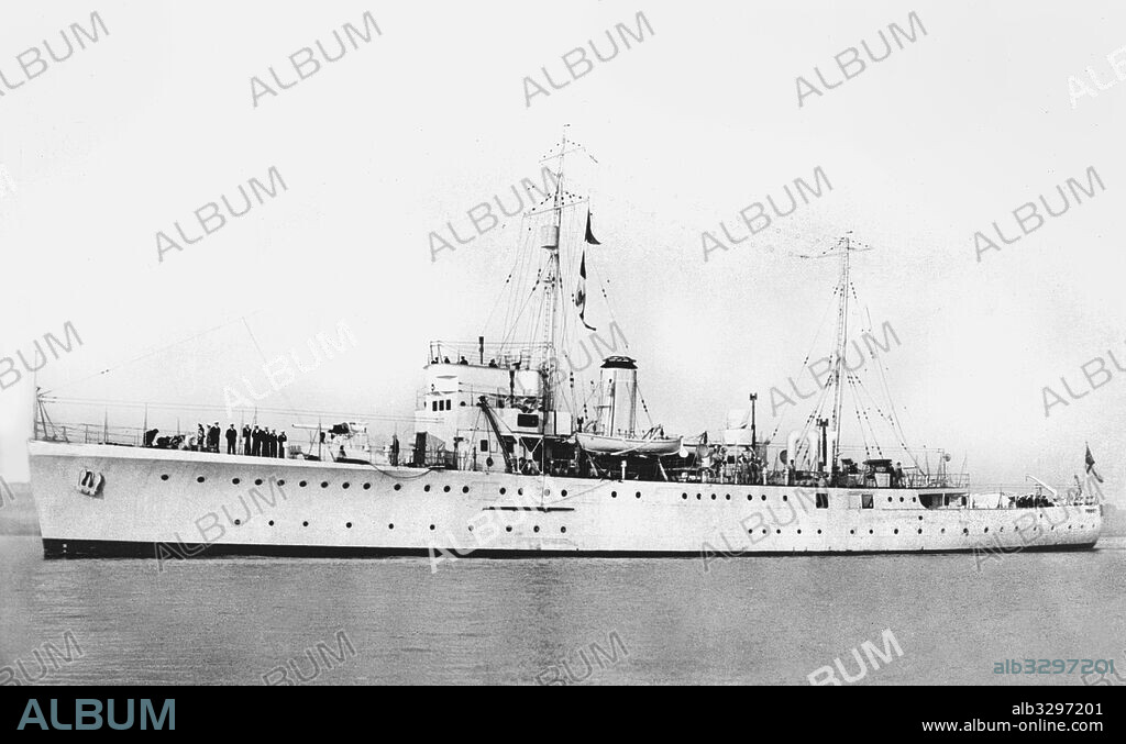 H.M.S. Fowey c1932.