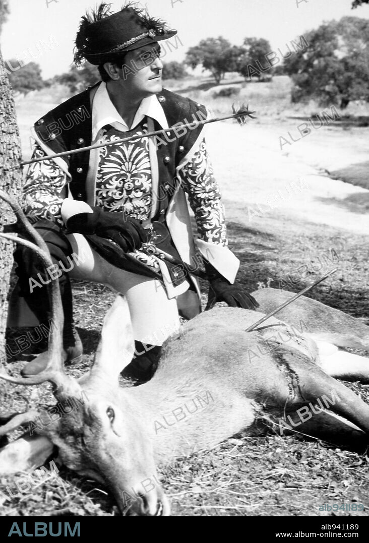 ALBERTO CLOSAS en LA FIERECILLA DOMADA, 1956, dirigida por ANTONIO ROMAN. Copyright PRODUCCIONES BENITO PEROJO/VESCOS FILMS.