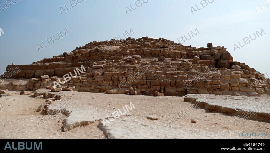 G1a the Pyramid of Hetepheres. one of the three queen's pyramids to the east of The Great Pyramid of Khufu. in the Giza necropolis. Queen Hetepheres I was a Queen of Egypt during the Fourth Dynasty of Egypt (c. 2600 BC).