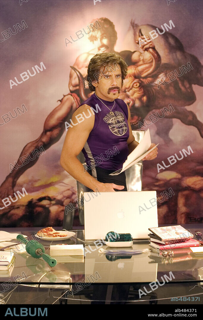 BEN STILLER en CUESTION DE PELOTAS, 2004 (DODGEBALL: A TRUE UNDERDOG STORY), dirigida por RAWSON MARSHALL THURBER. Copyright 20TH CENTURY FOX / BENNETT, TRACY.