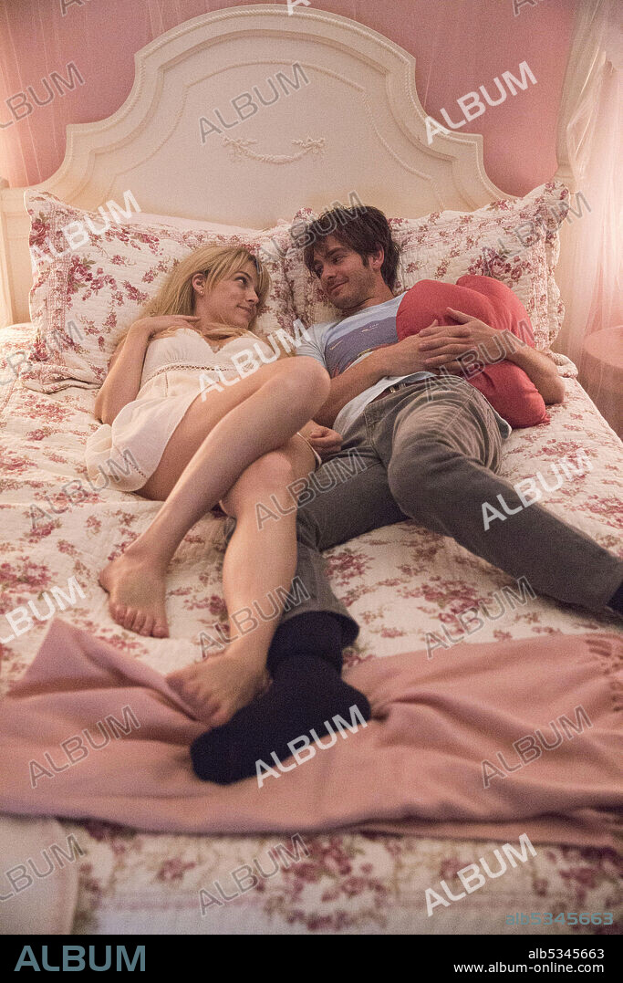 ANDREW GARFIELD y RILEY KEOUGH en LO QUE ESCONDE SILVER LAKE, 2018 (UNDER THE SILVER LAKE), dirigida por DAVID ROBERT MITCHELL. Copyright Michael De Luca Productions / Stay Gold Features / Vendian E.