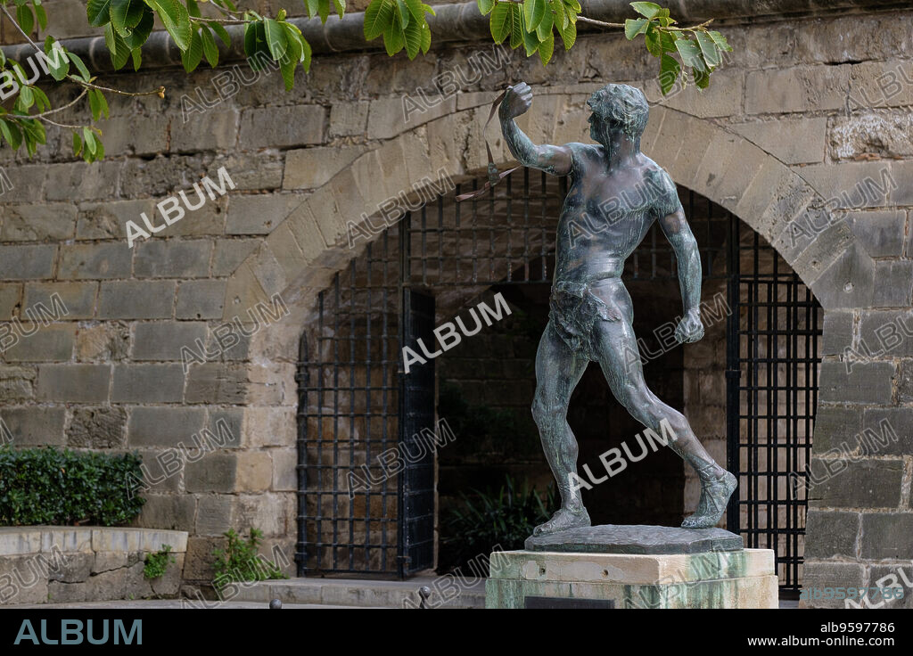Es Foner, Llorenç Rosselló, 1898, Bronce. , S'Hort del Rei, Palma, Mallorca, balearic islands, Spain.