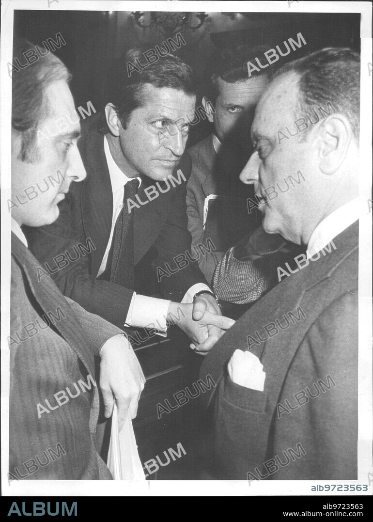 March 7, 1978. Congress of Deputies. The President of the Government, Adolfo Suárez with Manuel Fraga Iribarne, Secretary General of the Popular Alliance. On the left, José Pedro Pérez Llorca. To the left of Suárez, Rafael Arias Salgado.