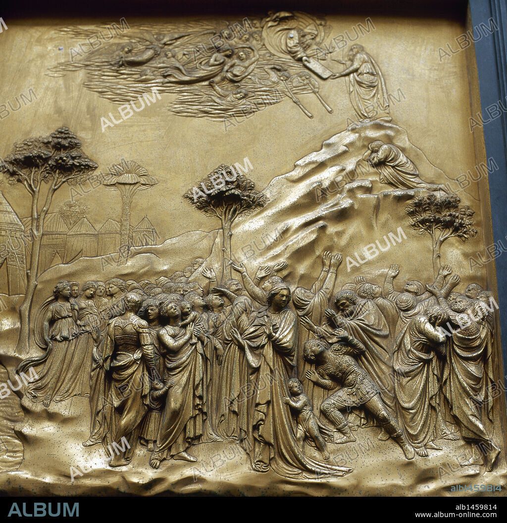 ARTE RENACIMIENTO-QUATTROCENTO. ITALIA. GHIBERTI, Lorenzo (Florencia, h.1380-Florencia, 1455). Escultor, orfebre y pintor italiano. "MOISES Y LAS TABLAS DE LA LEY". Detalle del relieve que se encuentra en la puerta de la fachada este del Baptisterio de San Juan, en la llamada "PUERTA DEL PARAISO" (s.XV). FLORENCIA. La Toscana.