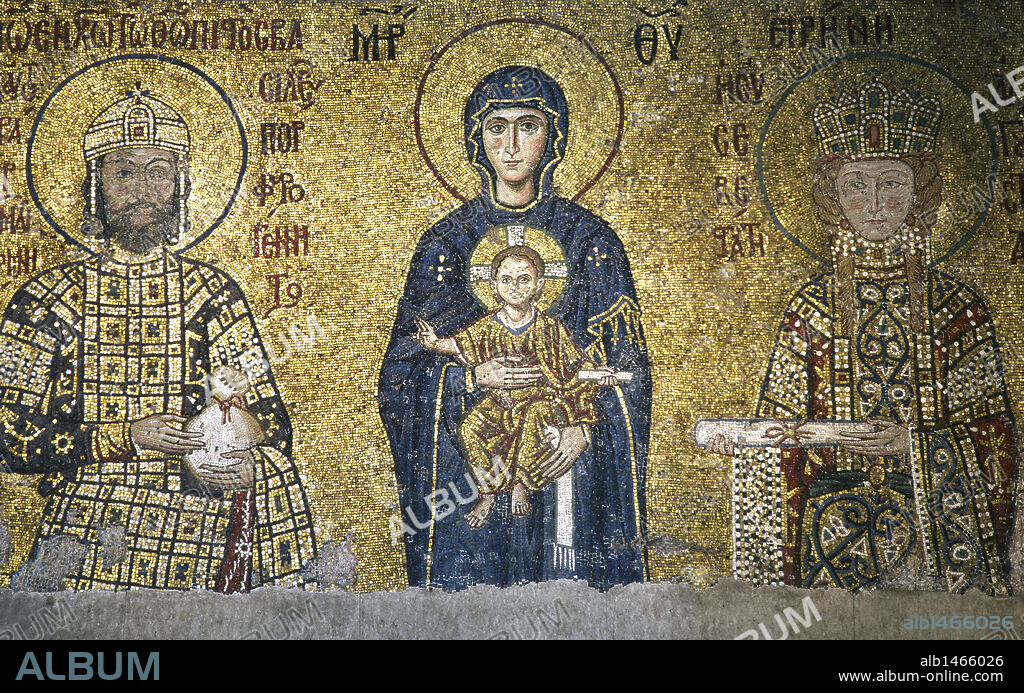 ARTE BIZANTINO. TURQUIA. BASILICA DE SANTA SOFIA (s. VI-VII). Mosaico de LA VIRGEN MARIA RODEADA DEL EMPERADOR JUAN II COMNENO (1118-1143) y su esposa, la EMPERATRIZ IRENE. Localizado en la Galería Sur. ESTAMBUL.
