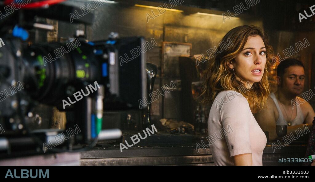 BLANCA SUAREZ in EL BAR, 2017, directed by ALEX DE LA IGLESIA. Copyright EL BAR PROD/ATRESMEDIA CINE/NADIE ES PERFECTO/POKEEPSIE FILM.