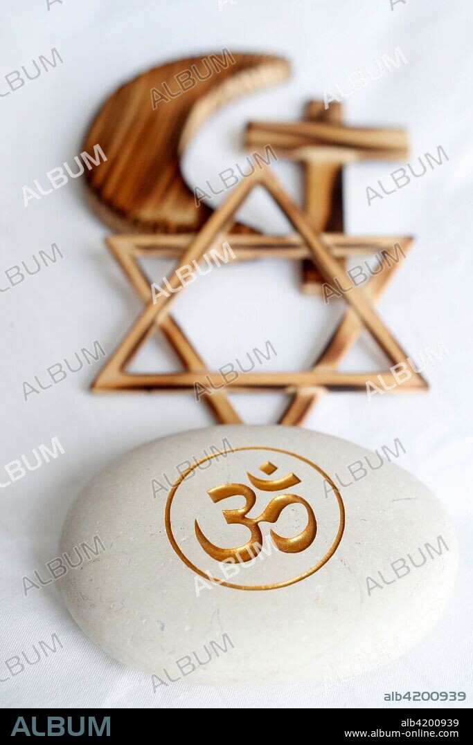 Christianity, Islam, Judaism, buddhism. Om, Jewish Star, Cross and Crescent : Interreligious symbols.