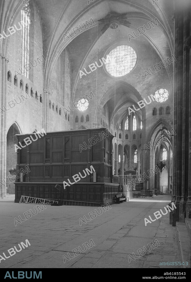 ORGANO DE LA CATEDRAL DE GERONA - SIGLO XIV - GOTICO CATALAN - FOTOGRAFIA EN BLANCO Y NEGRO - AÑOS 50.