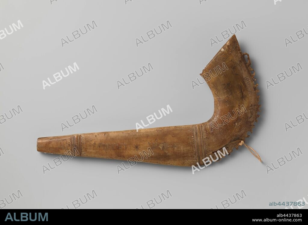 Shofar, Shofar or trumpet, used by Jewish worship, also called ram's horn. With engraved ornaments and ajour decoration on the outer bend. Inscription in Hebrew letters' HEIL DEN VOLKE, THAT THE THERNABLAZES CONSTITUTE. ETERNAL, LET THEM WALK IN THE GLOSS OF FACE., anonymous, 1600 - 1699, horn (animal material), h 35.0 cm × w 20.0 cm × d 3.5 cm.