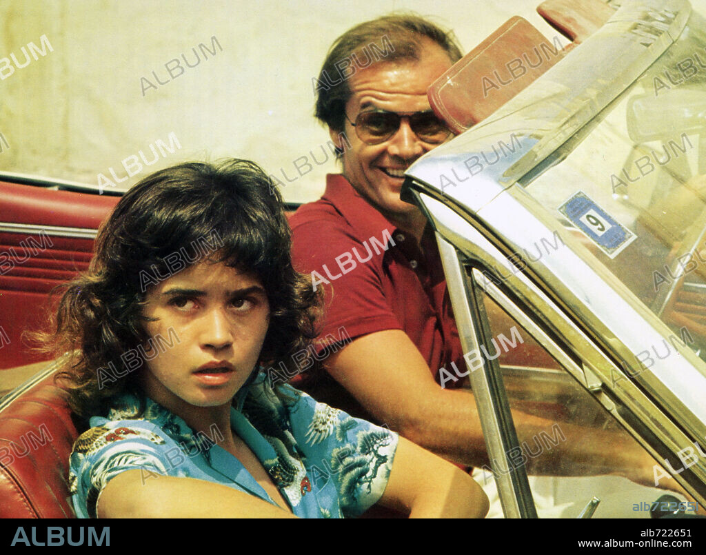 JACK NICHOLSON y MARIA SCHNEIDER en EL REPORTERO, 1975 (PROFESSIONE: REPORTER), dirigida por MICHELANGELO ANTONIONI. Copyright M.G.M / STEINER, FLORIANO.