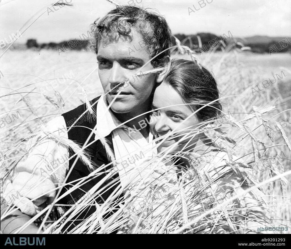 ERWIN KOHLUND and MARGRIT WINTER in ROMEO UND JULIA AUF DEM DORFE, 1941, directed by HANS TROMMER and VALERIEN SCHMIDELY. Copyright Pro Film Zurich.