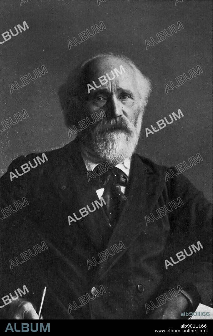James Keir Hardie (1856-1915), Scottish Laborite parliamentary leader.