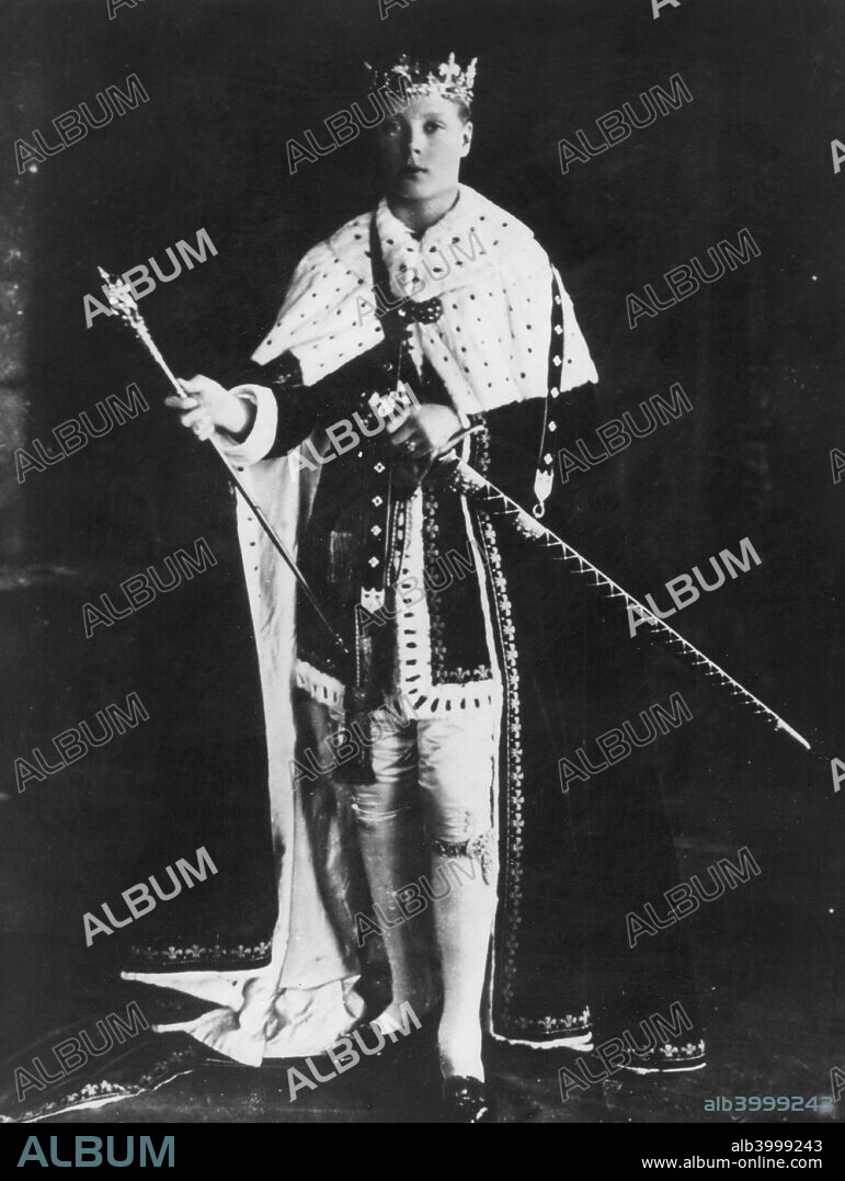 Investiture of Prince Edward as Prince of Wales, Caernarfon, 1911.