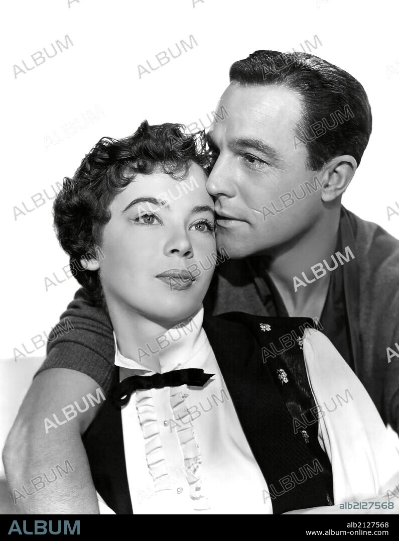 GENE KELLY y LESLIE CARON en UN AMERICANO EN PARÍS, 1951 (AN AMERICAN IN PARIS), dirigida por VINCENTE MINNELLI. Copyright M.G.M.