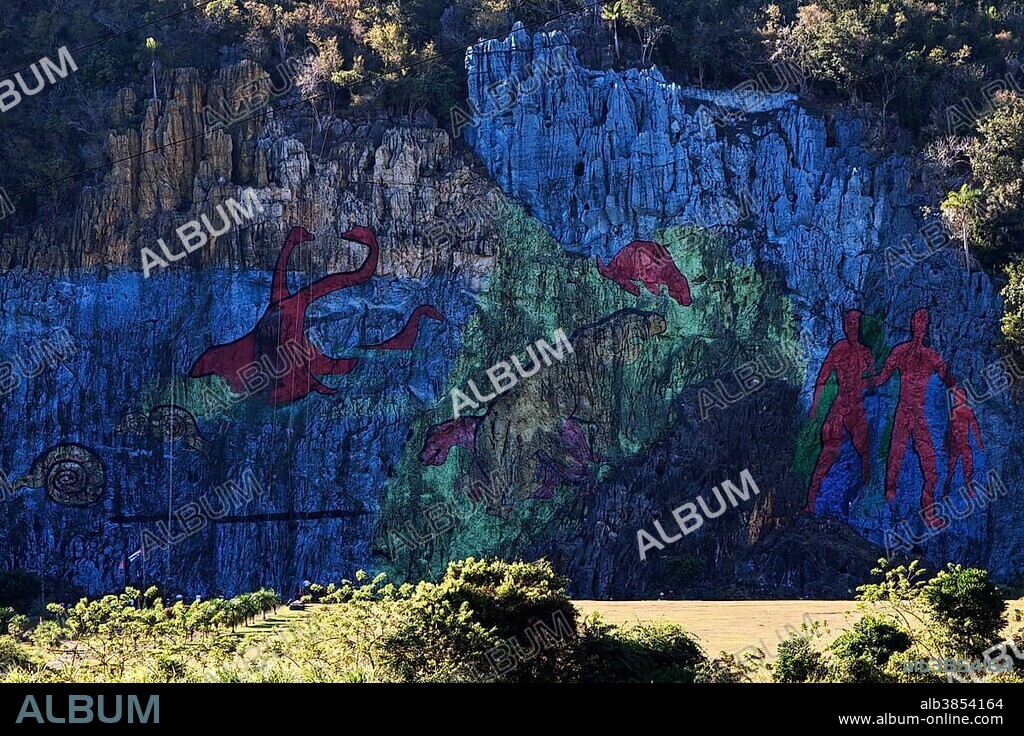 Rock painting, Mural de la Prehistoria, nearby Viñales, Viñales Valley, Pinar del Río Province, Cuba