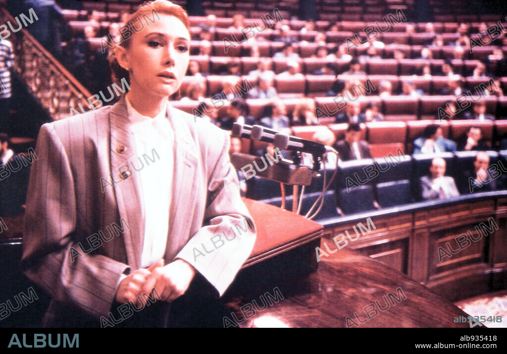 VICTORIA VERA en LA DIPUTADA, 1988, dirigida por JAVIER AGUIRRE. Copyright BAUTISTA SOLER CRESPO.