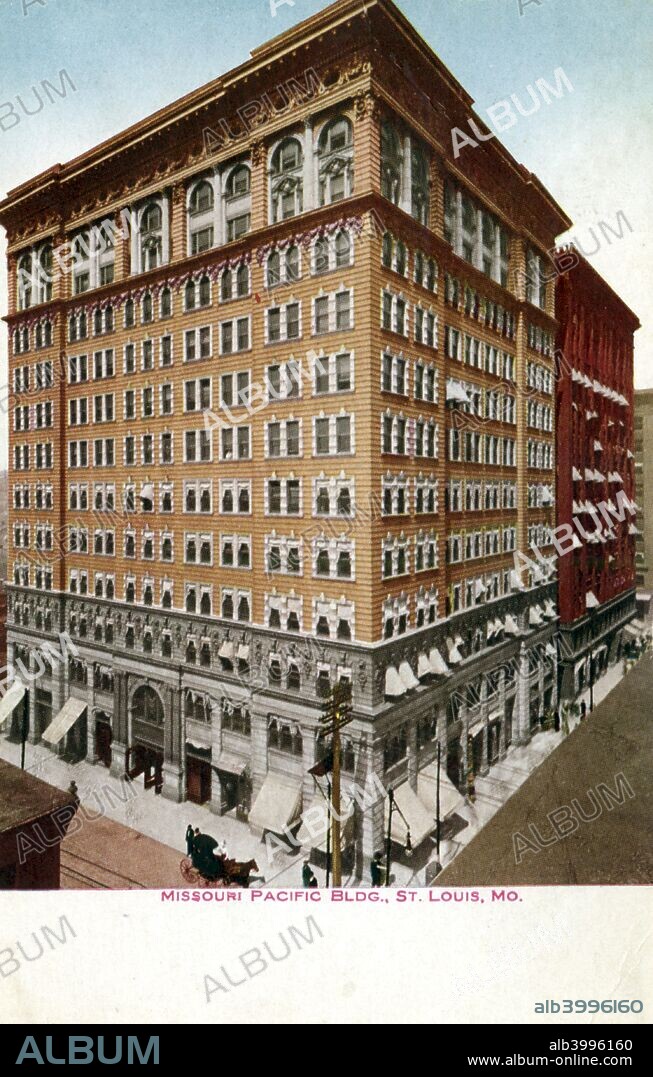 Missouri Pacific Building, St Louis, Missouri, USA, 1910. Vintage postcard showing the exterior of the Missouri Pacific Building at the corner of 7th and Market Streets. Designed by William A Swasey for the Missouri Pacific Railroad, the building was completed in 1902. Later renamed the Buder building, it was demolished in 1984.
