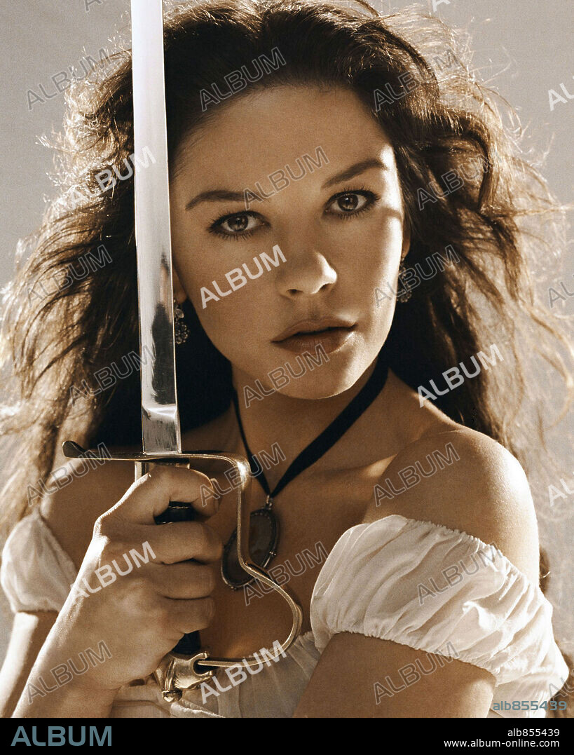CATHERINE ZETA-JONES in THE LEGEND OF ZORRO, 2005, unter der Regie von MARTIN CAMPBELL. Copyright COLUMBIA PICTURES.