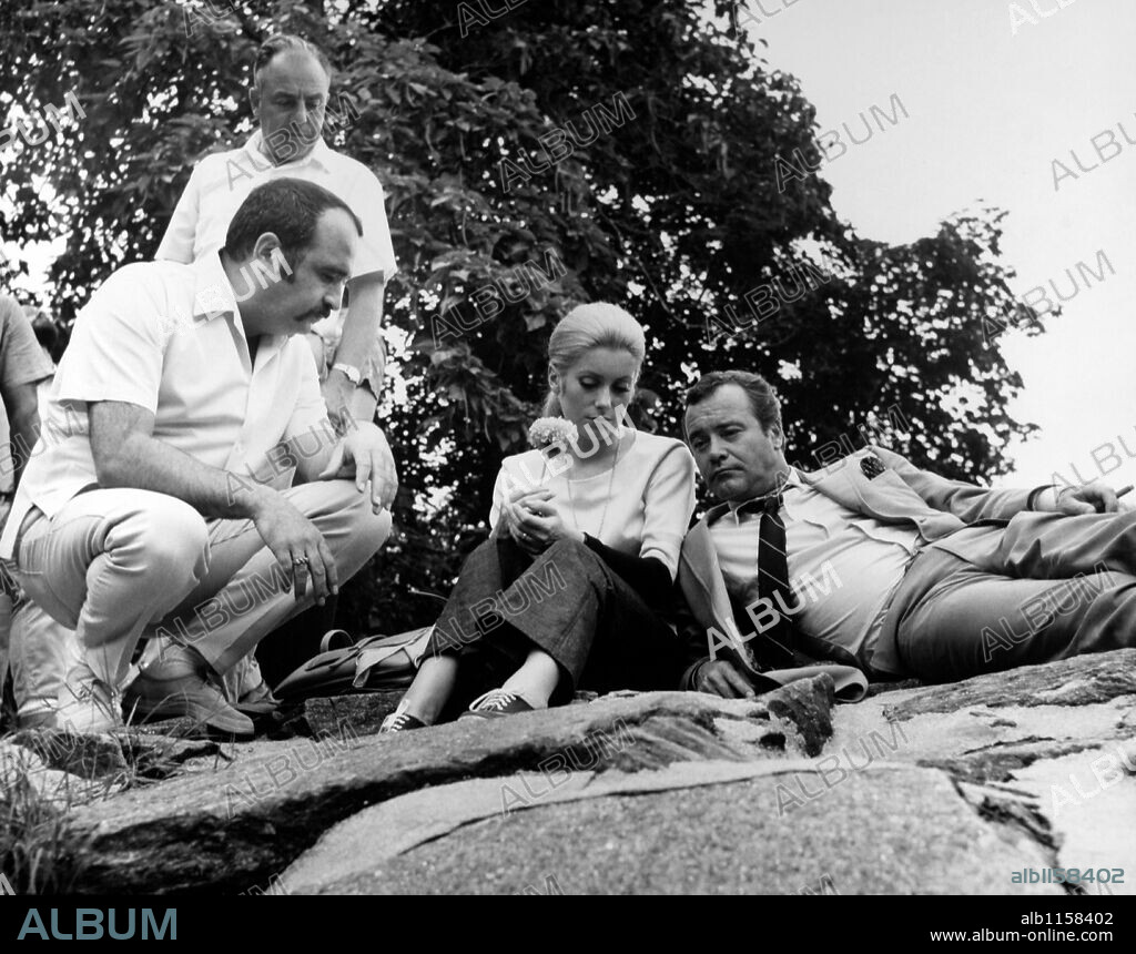 CATHERINE DENEUVE, JACK LEMMON y STUART ROSENBERG en LOCOS DE ABRIL, 1969 (THE APRIL FOOLS), dirigida por STUART ROSENBERG. Copyright NATIONAL GENERAL PICTURES.
