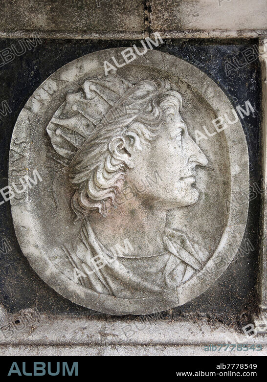 CIRO (VII - VI century BC), Persian king of the Achaemenid dynasty. "Cirus Rex Persarum", bas-relief decoration from the band depicting celebrated antiquities and mythological themes, inspired by Roman medals, carved on the base of the facade of the Basilica of the Certosa di Pavia, a typical example of Lombard Renaissance architecture of the fifteenth century.