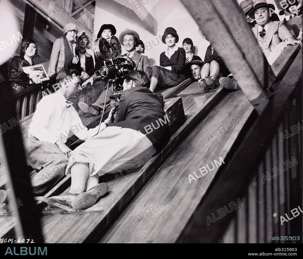 KING VIDOR in THE CROWD, 1928, directed by KING VIDOR. Copyright M.G.M.