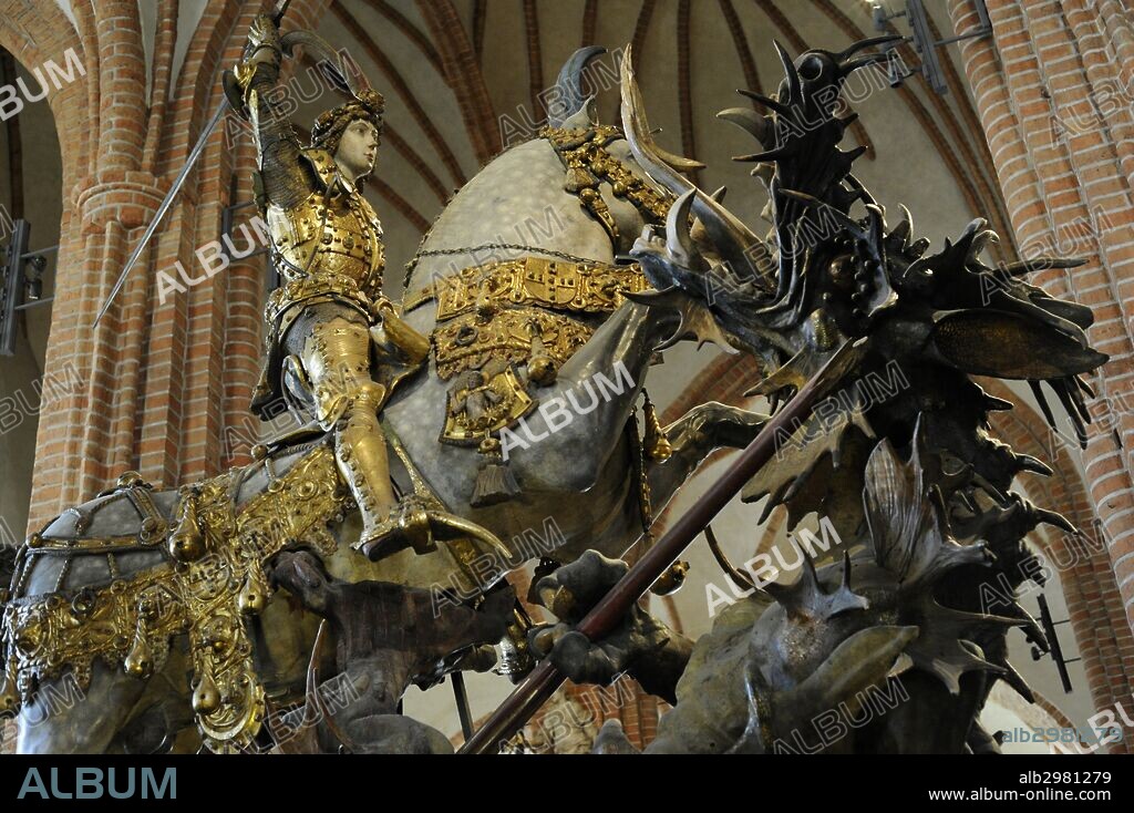ARTE GOTICO. SUECIA. San Jorge matando al Dragón,1489. Estatua de Bernt Notke (1435-1509). Catedral de San Nicolás. Estocolmo.