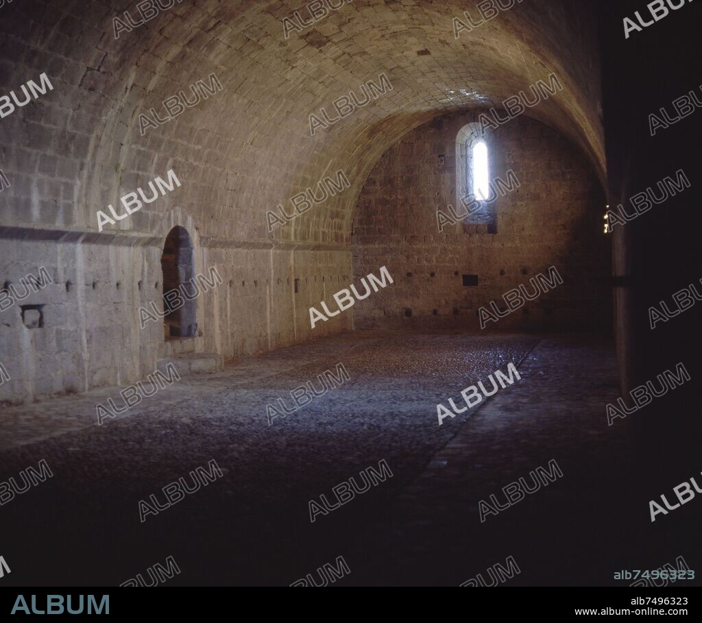 SALON DEL CONCLAVE DEL CASTILLO DE PEÑISCOLA - SIGLO XIII.