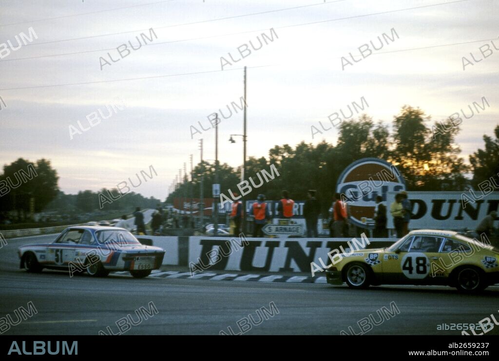Dieter Quester-Toine Hezemans' BMW 3.0 CSL leading Peter Gregg-Guy Chasseuil's Porsche Carrera RSR 911. Le Mans, France 10 June 1973.