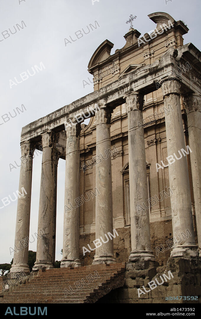 Italy. Rome. Temple of Antoninus and Faustina. 141 AD.  In the 17th century adapted to the church of San Lorenzo in Miranda. Roman Forum.