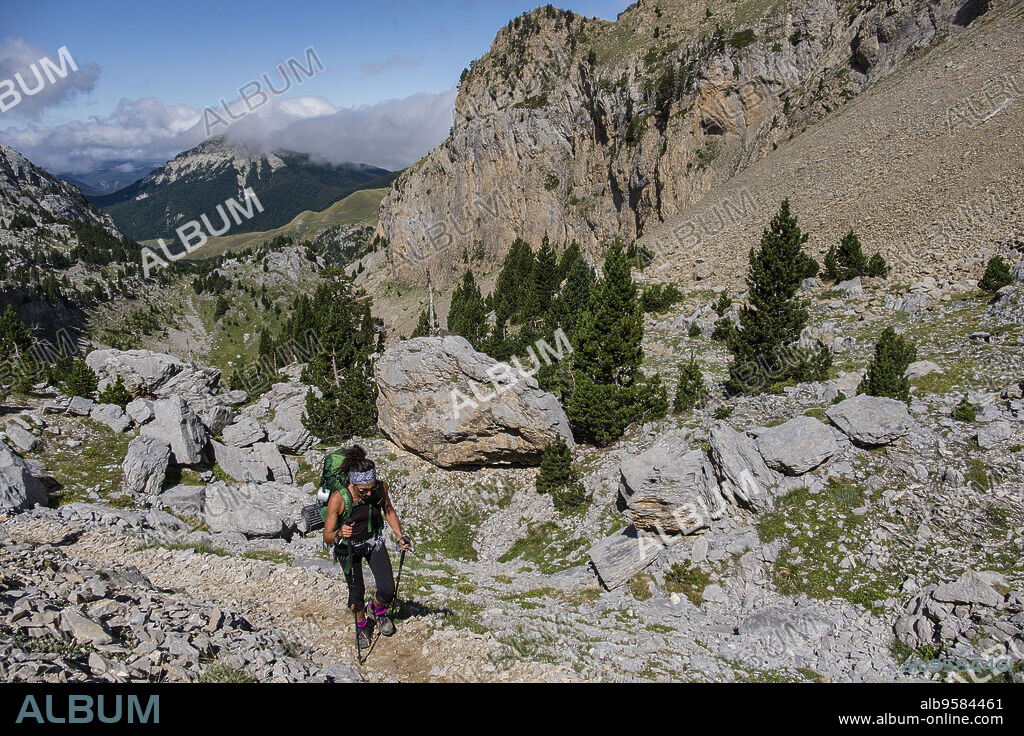 Foyas del Ingeniero, ruta de las Golondrinas, barranco de Petrechema, pirineos occidentales, , Huesca, Aragón, Spain, Europe.