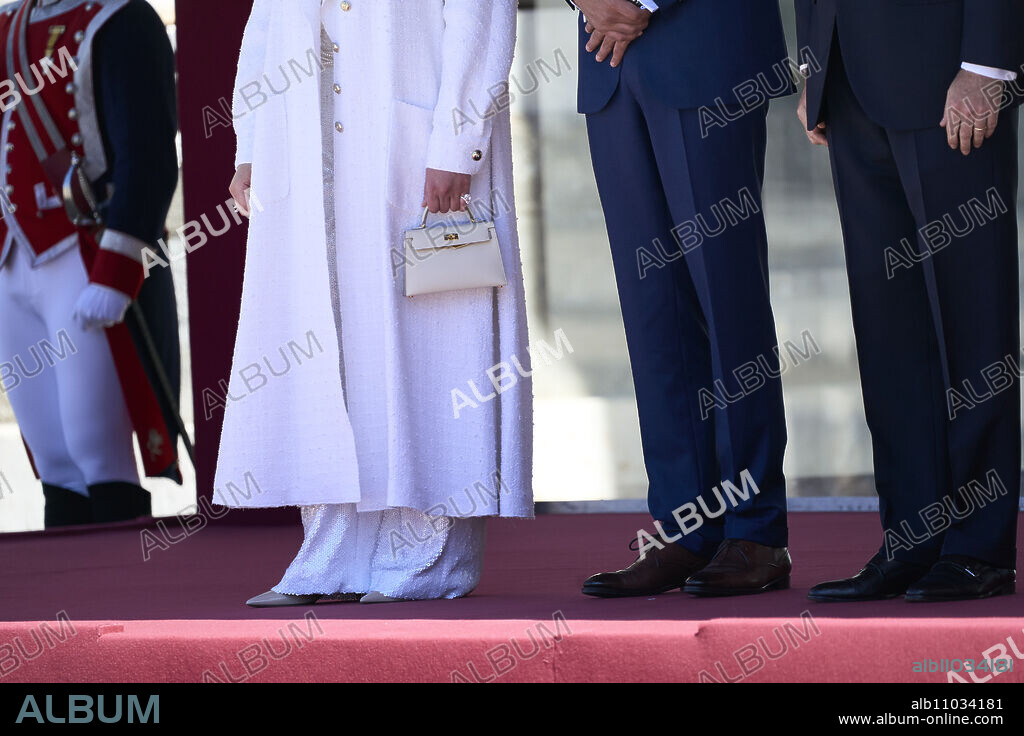 Sheikha Jawaher Bint Hamad Bin Suhaim Al Thani attends Official Reception to Sheikh of Qatar and Sheikha at Royal Palace on May 17, 2022 in Madrid, Spain.