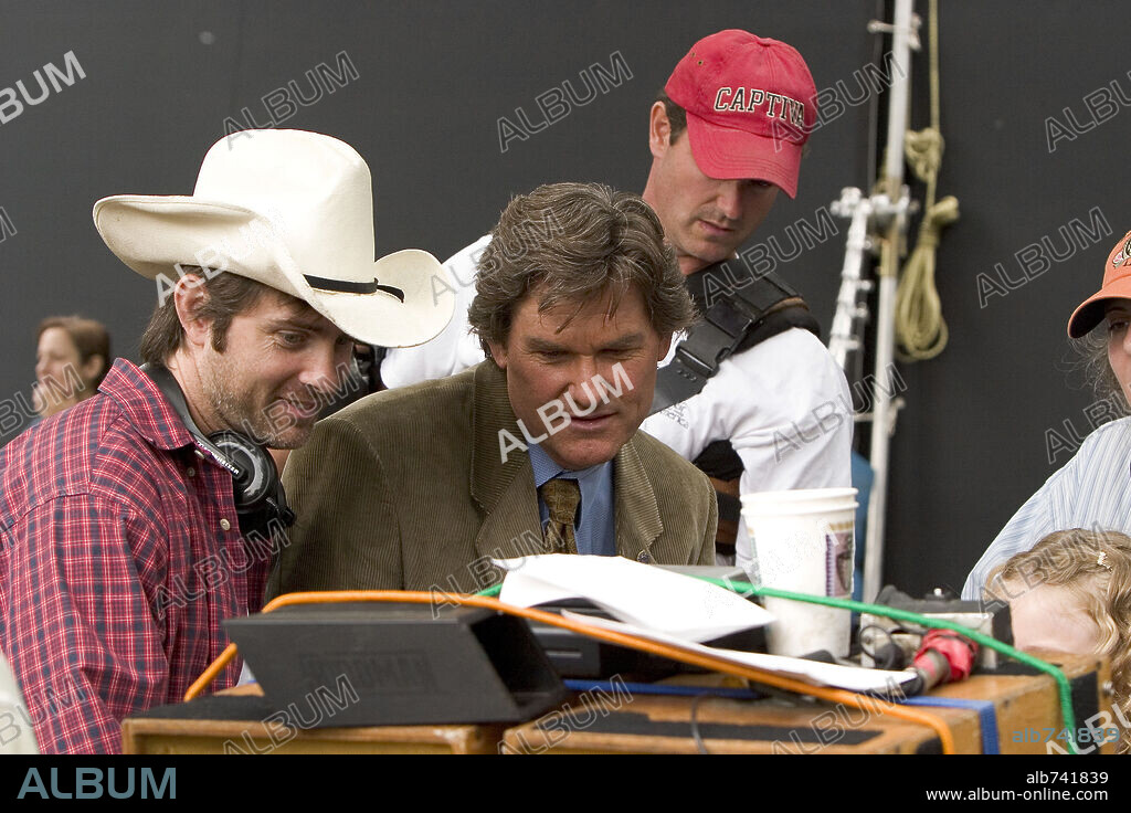JOHN GATINS y KURT RUSSELL en DREAMER: INSPIRED BY A TRUE STORY, 2005, dirigida por JOHN GATINS. Copyright DREAMWORKS PICTURES / LEDERER, JOE.