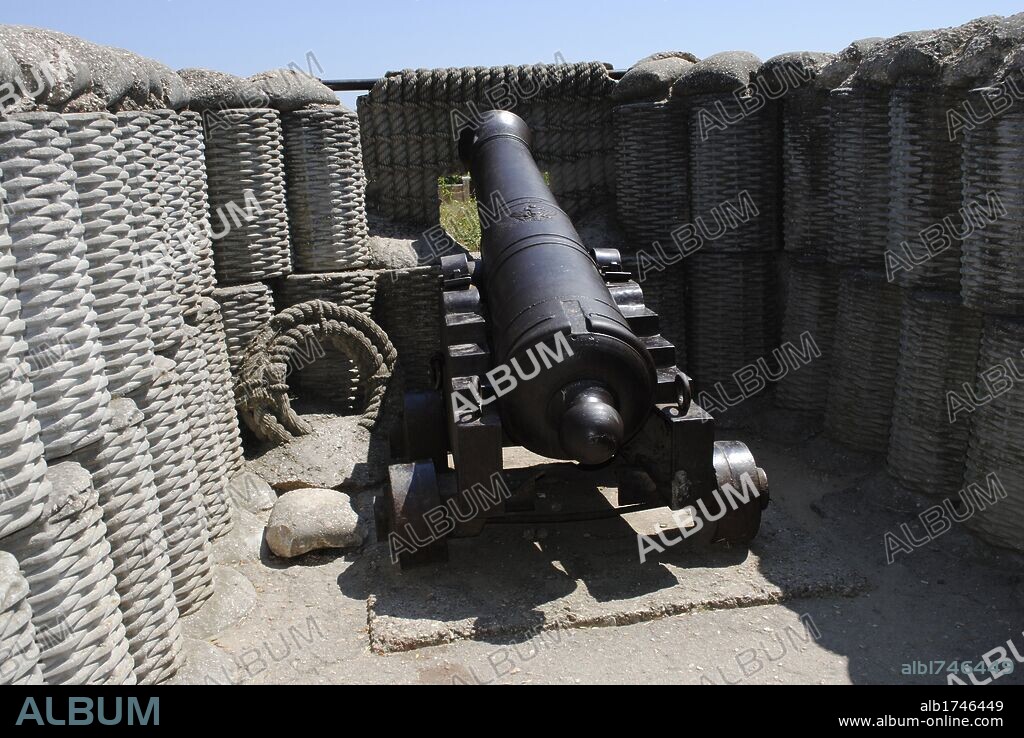 Cannon used to defend the city during the siege of Sevastopol (1854-1856), episode of the Crimean War (1853-1856). Sevastopol. Ukraine.