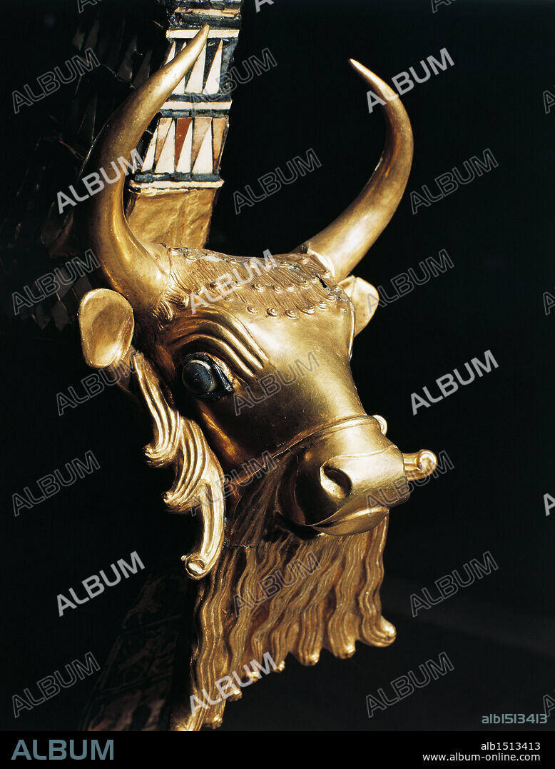 Sumerian civilization, 3rd millennium b.C. Golden bull head which adorned a harp. From Queen Suhbad's tomb in the Royal Necropolis at Ur.