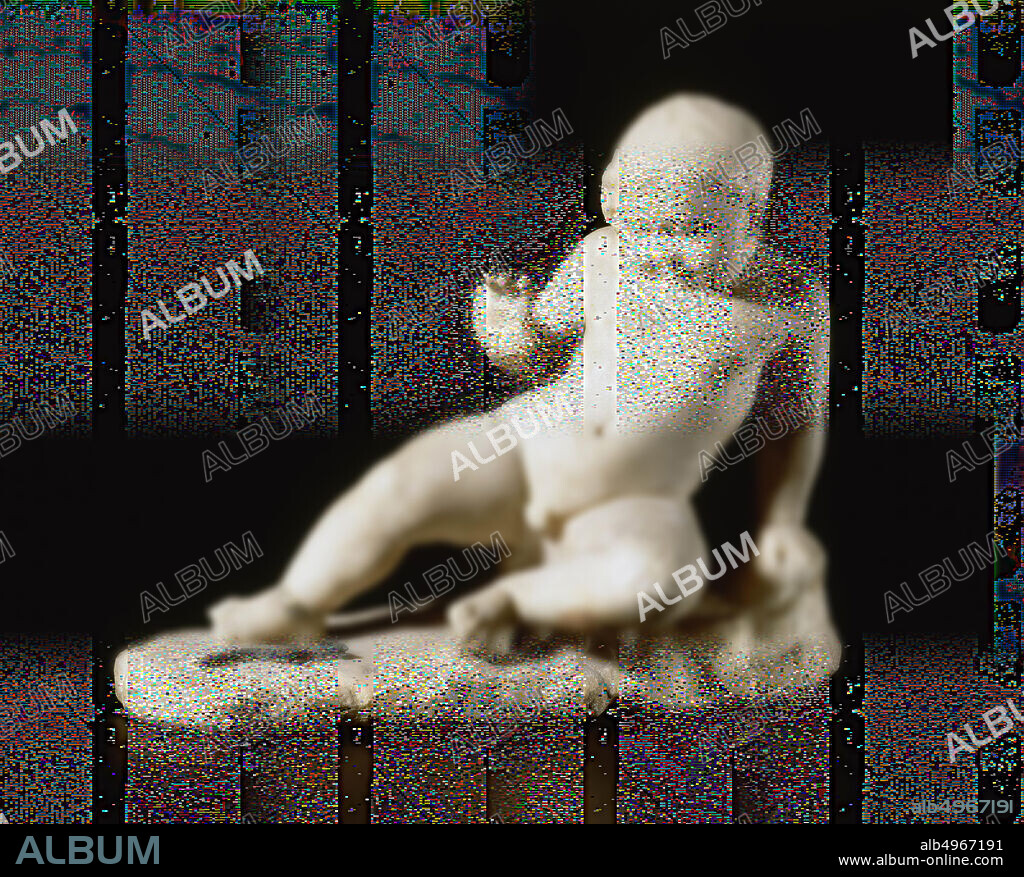 Figurine of a naked little boy, shrinking back for a snake, that of l. approaching. Perhaps Iphikles. The original bronze snake was stolen during an exhibition in The Hague, and replaced by a cast., Sculpture, marble, 23.5 cm, early Imperial period 0-100 AD, unknown.
