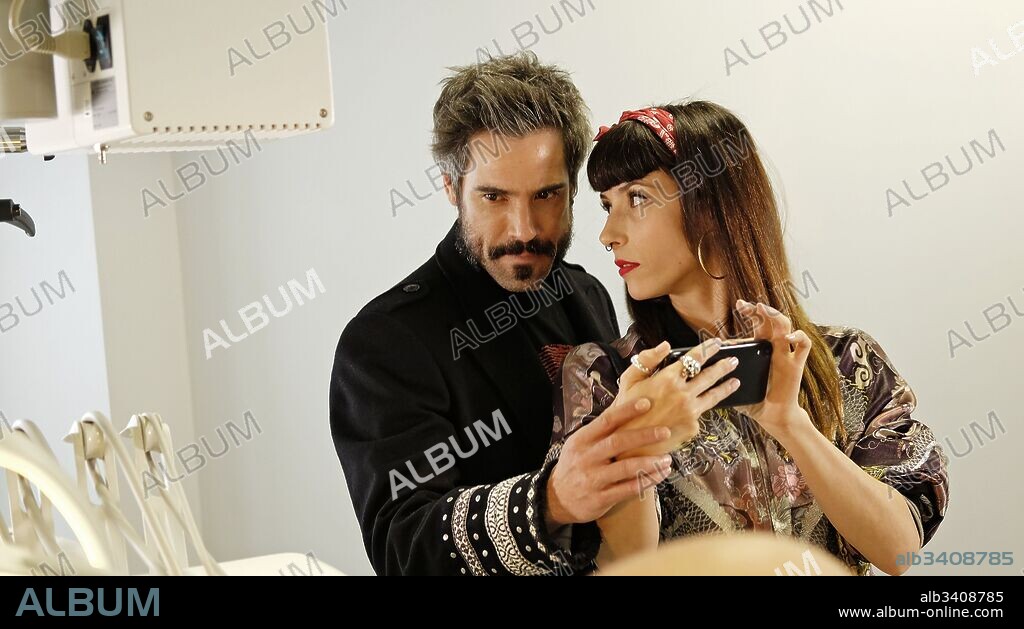 BARBARA GOENAGA y UNAX UGALDE en OPERACION CONCHA, 2017, dirigida por ANTONIO CUADRI. Copyright Abra Producciones / EiTB / Miramar Media Entertainment / Spl.