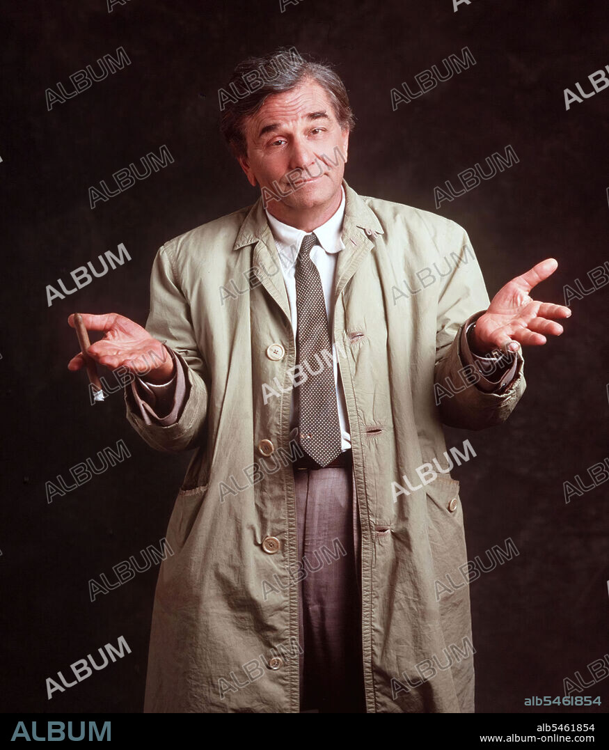 PETER FALK in COLUMBO, 1971, directed by JAMES FRAWLEY, PATRICK MCGOOHAN and VINCENT MCEVEETY. Copyright NBC UNIVERSAL TELEVISION.