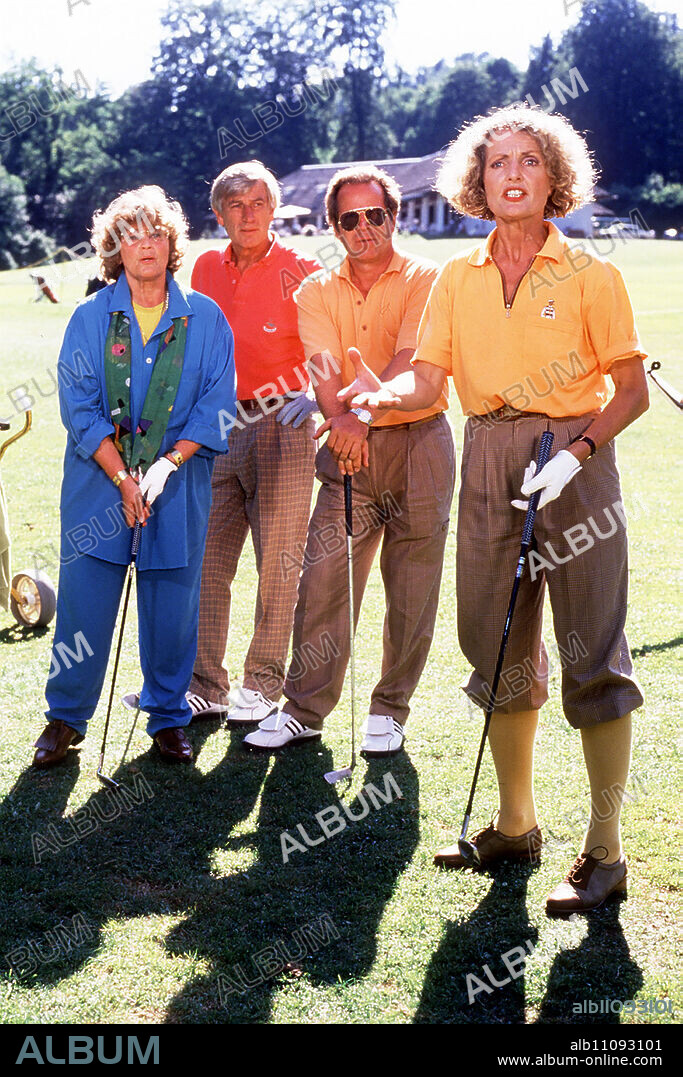 Episode: A joyride with consequences Maria discovers her love for golf and Moritz discovers his for Tami. Our picture (from left to right): MICHAEL ROLL, MARIA SCHELL (Maria), SIEGFRIED RAUCH (Florian), MICHAEL HINZ (Christian), KATHRIN ACKERMANN (Carla). Director: Heidi Kranz aka. A joyride with consequences / Headline: THE HAPPY FAMILY.