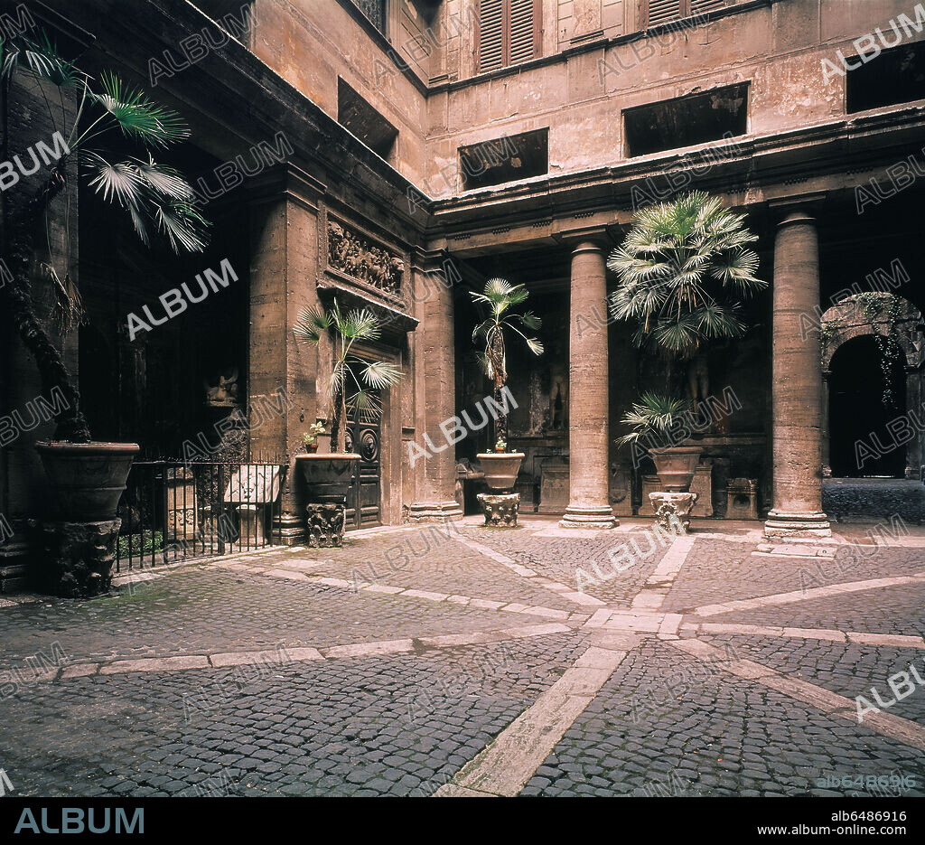 BALDASSARRE PERUZZI (1481-1536). PATIO DEL PALACIO MASSIMO - SIGLO XVI - RENACIMIENTO ITALIANO.