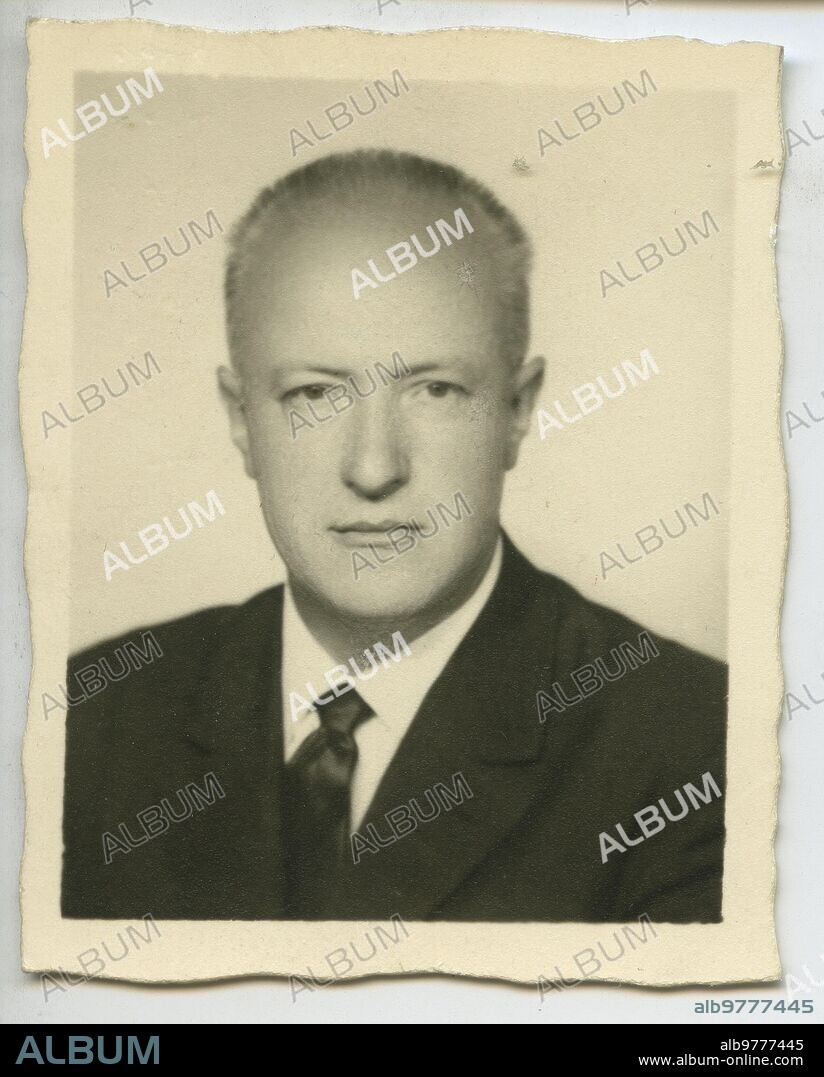 1970. Retrato de Fernando Aramburu.