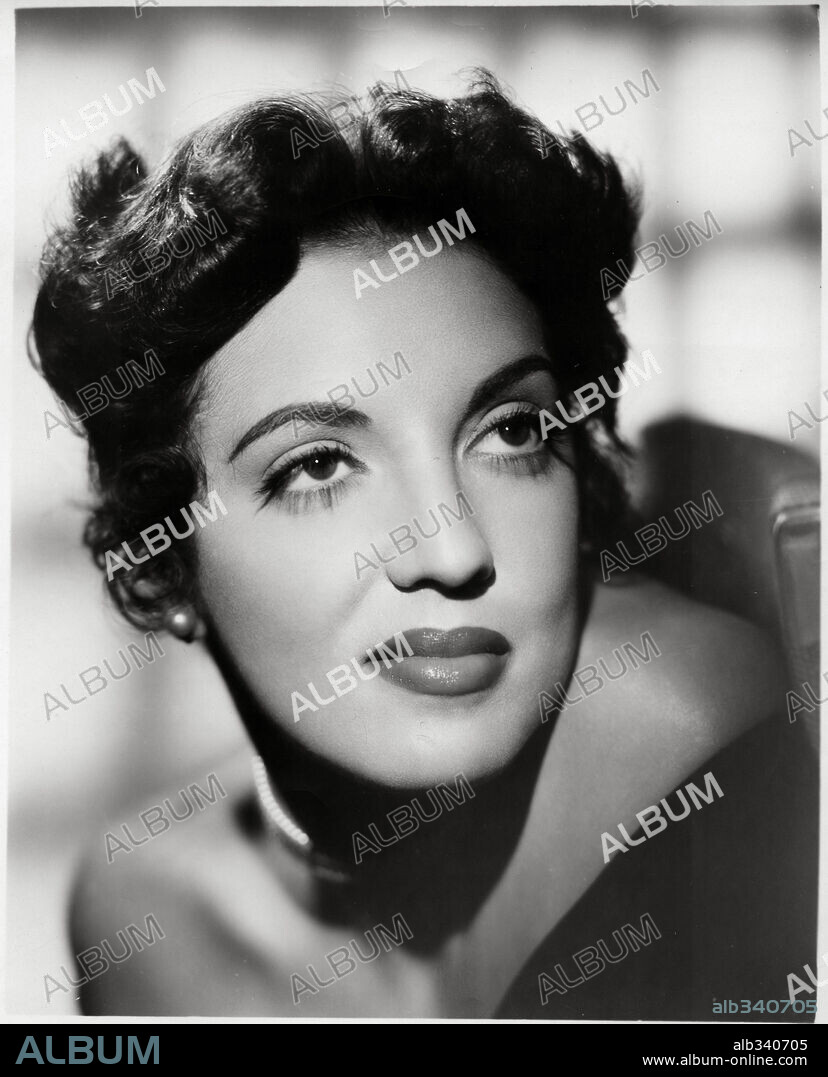 KATY JURADO.