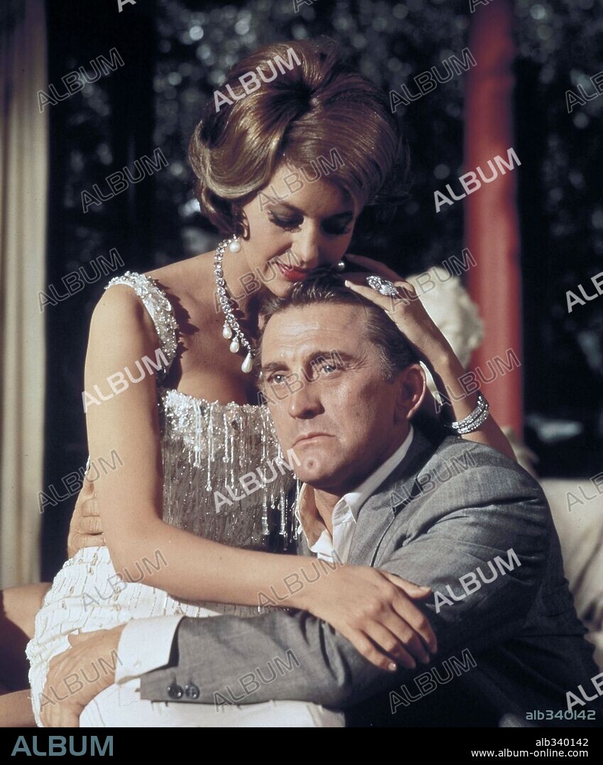 CYD CHARISSE and KIRK DOUGLAS in TWO WEEKS IN ANOTHER TOWN, 1962, directed by VINCENTE MINNELLI. Copyright M.G.M.