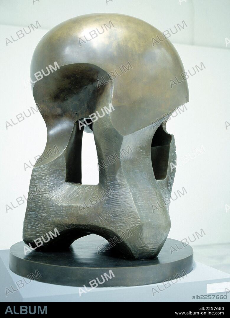 HENRY MOORE. MOORE , HENRY. ESCULTOR INGLATERRA. 1898 -. " ATOMO " , BRONCE 1964 - 65. FUNDACION TATE GALLERY. LONDRES.
