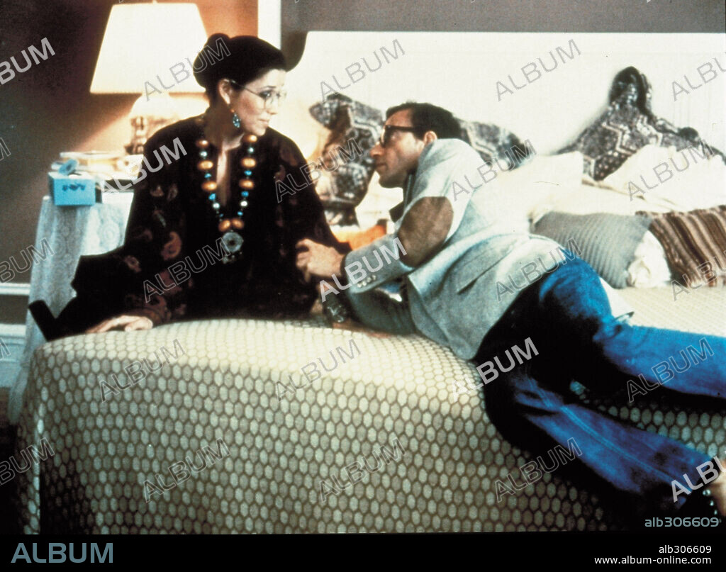 SHELLEY DUVALL and WOODY ALLEN in ANNIE HALL, 1977, directed by WOODY ALLEN. Copyright UNITED ARTISTS.