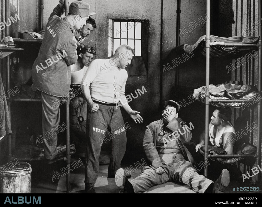 OLIVER HARDY and STAN LAUREL in JAILBIRDS, 1931 (PARDON US), directed by JAMES PARROTT. Copyright METRO GOLDWYN MAYER.