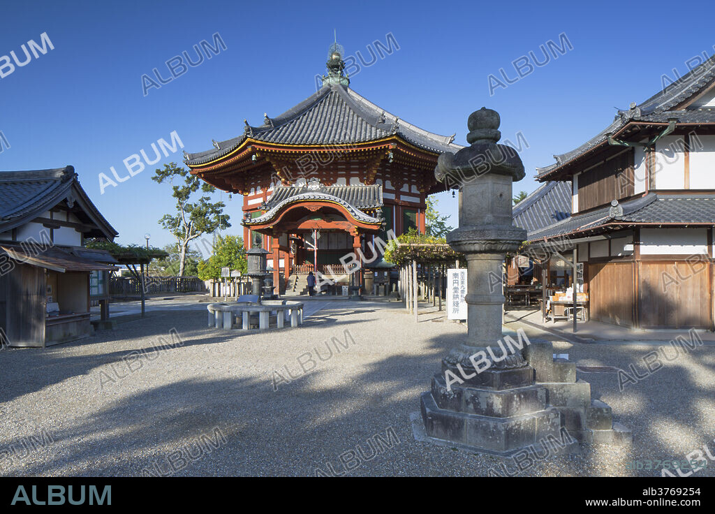 Pagoda at Kofuku-ji Temple, UNESCO World Heritage Site, Nara, Kansai, Japan, Asia.