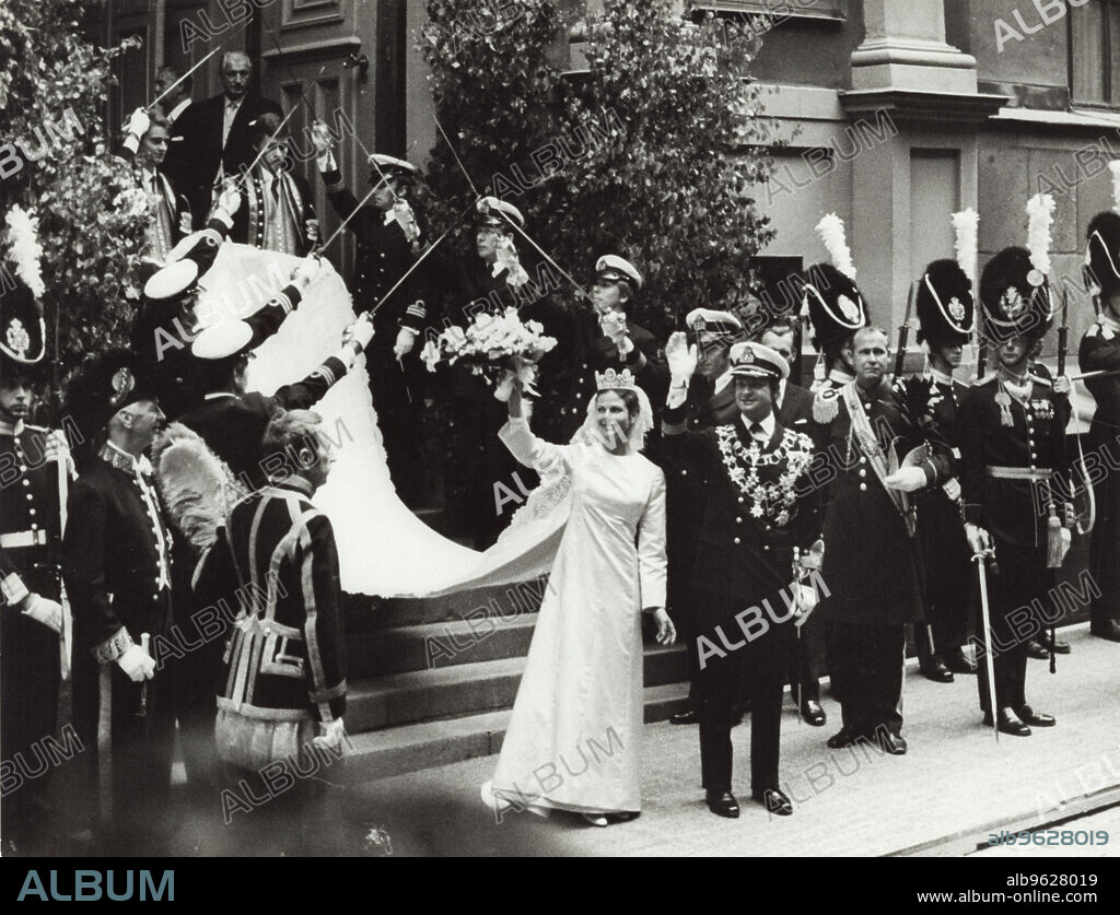 The wedding of Silvia Sommerlath and King Carl XVI Gustaf of Sweden, Stockholm, 19 June 1976. Silvia Sommerlath (1943-) and King Carl XVI Gustaf (1946-) met at the 1972 Summer Olympic Games in Munich. They were married at Stockholm Cathedral. From the collection of Svenskt Fotoreportages.