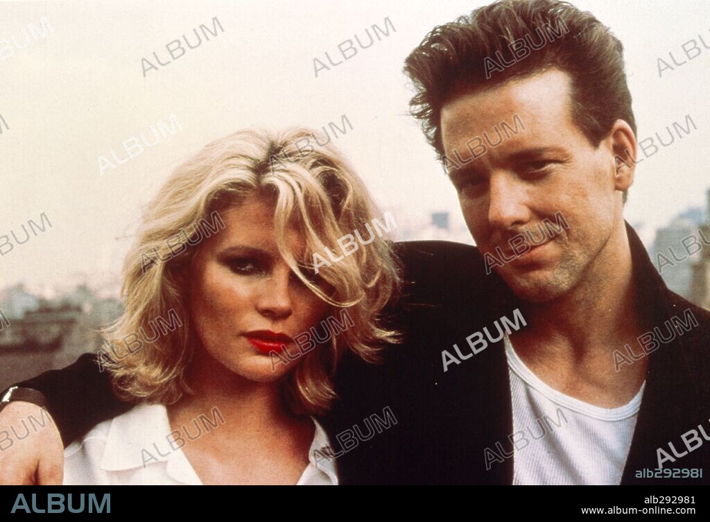 KIM BASINGER y MICKEY ROURKE en 9 SEMANAS Y MEDIA, 1986 (NINE 1/2 WEEKS), dirigida por ADRIAN LYNE. Copyright M.G.M/UNITED ARTIST.